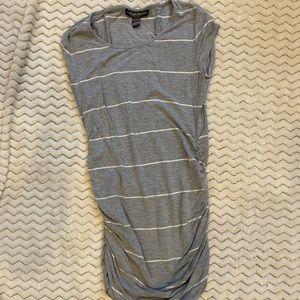 A Pea in the Pod short sleeve shirt